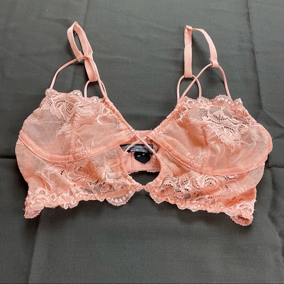 Out From Under Peach Lace Bra S - Picture 2 of 7
